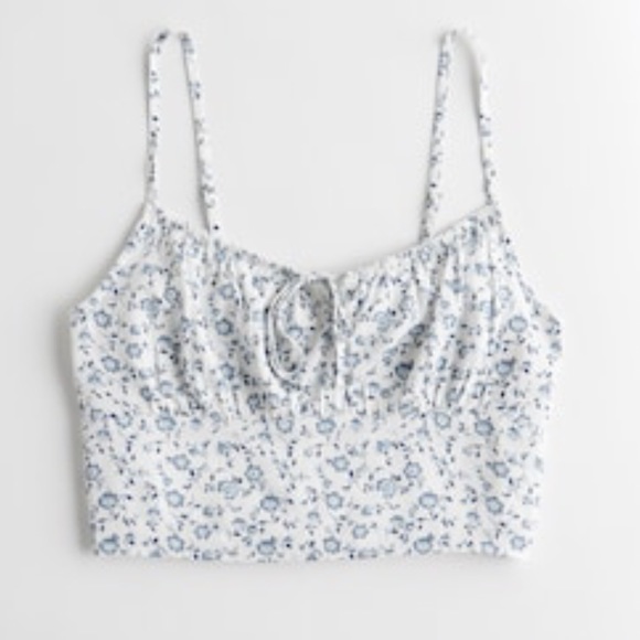 Hollister Blue and White Floral Keyhole Crop Top NWT — Medium - Picture 1 of 6